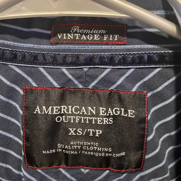 Vintage button down - Picture 2 of 3